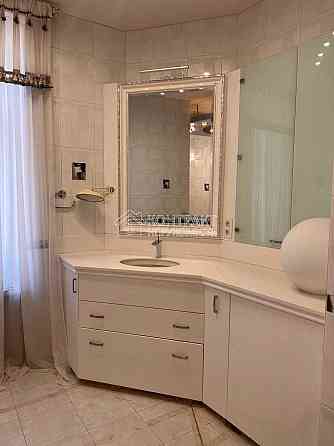 Продаж Квартира 4-кімнатна, 4/6 поверх на вул. Пушкінський в'їзд Kharkiv