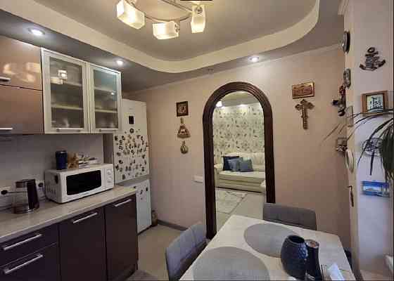 Продаж Квартира 3-кімнатна, 5/9 поверх на улица Милютенко, д.9 Kiev