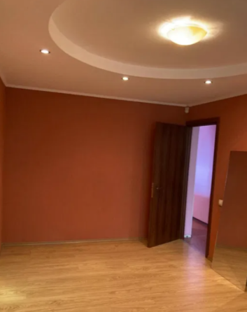 Трехкомнатная квартира на улице Пишоновской Odessa