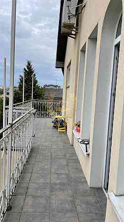 Продаю 3-х поверховий будинок в Крюківщині 