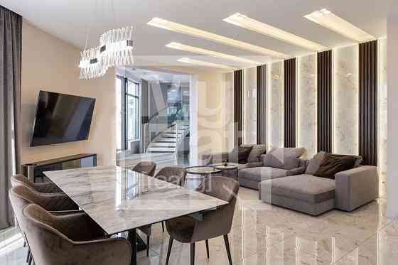 Оренда Квартира 4-кімнатна, 21/27 поверх на вул. Болсунівська Kiev