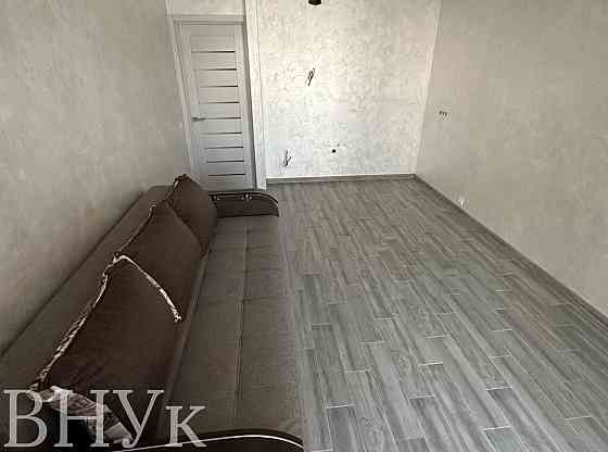 Продаж Квартира 1-кімнатна, 5/10 поверх на Університетська Ужгород