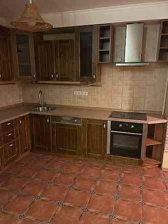 Продаж Квартира 3-кімнатна, 12/12 поверх на Галана Ярослава вул., д. 2А Киев