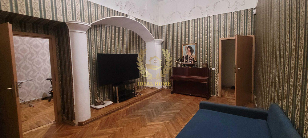 Продаж 4-кімнатної квартири в Києві Kiev - photo 1