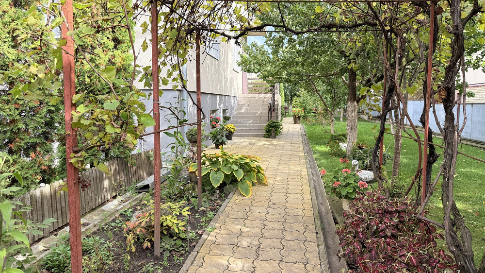 Продаж окремого будинку з ремонтом і ділянкою 11 сотих у с. Біла  - фото 3