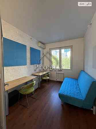 Оренда Будинок 4-кімнатний на Чорновола В'ячеслава вул., 2 Київ