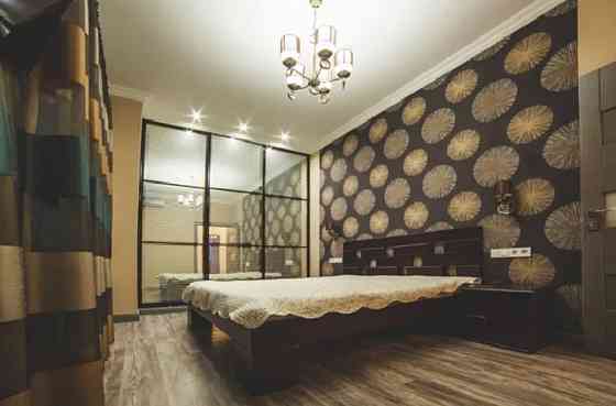 Оренда Квартира 3-кімнатна, 16/17 поверх на Базарная ул., 5/3 Одеса