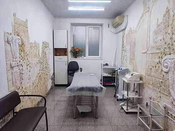 Продаж комерційне приміщення на ул. Армейская, 17 приміщень - 9, поверх - 1 Одеса