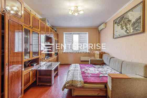 Продаж 3к Квартира 71.8 кв.м Тростянецька вул. Kiev