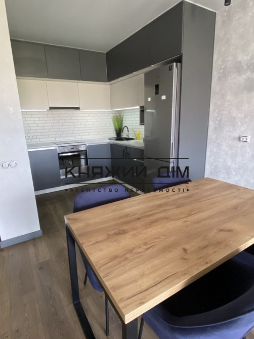 Оренда Квартира 3-кімнатна, 8/16 поверх на Салютная ул. Киев - изображение 1