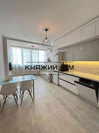 Продаж 3 кімнатна квартира ЖК 4 Сезона КОД 21146834 Київ