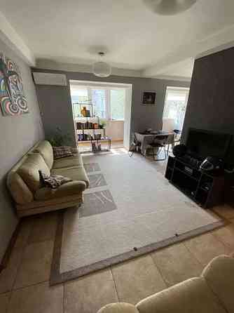 Оренда Квартира 2-кімнатна, 4/9 поверх на ул. Саксаганского Kiev