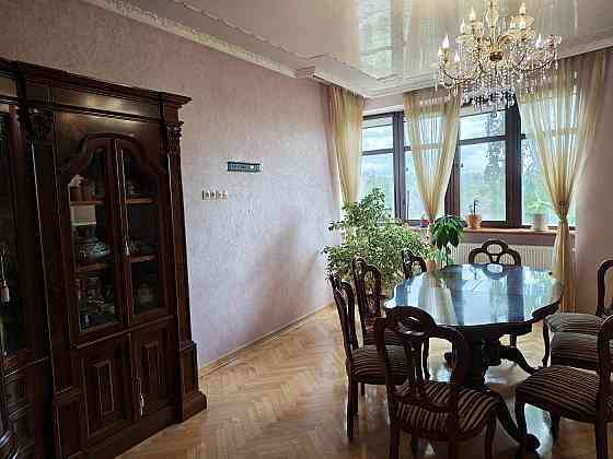 Продаж 4к Квартира 155.3 кв.м Героїв Крут вул. Львів