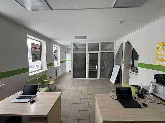 Оренда приміщення вільного призначення поверх - 1/2 Ternopil'