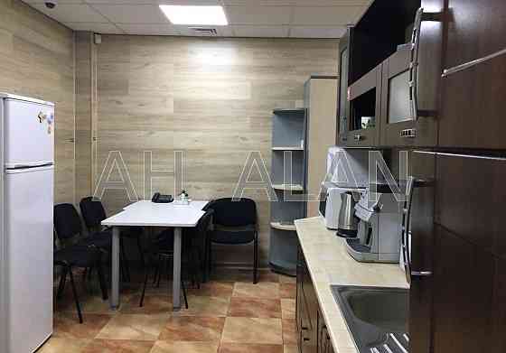 Оренда Будинок 3-кімнатний на Гончара Олеся вул., 35 Київ