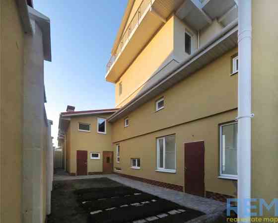 Продаж комерційне приміщення на ул. Радужная, 12 приміщень - 20, поверх - 3 Лиманка