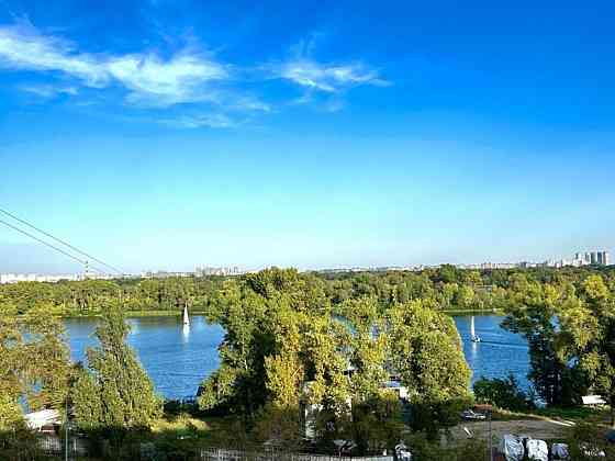 Продаж Квартира 2-кімнатна, 7/9 поверх на Прирічна вул., 19 Киев