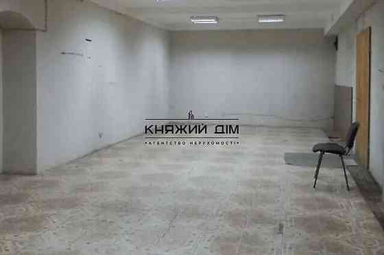 Оренда офісне приміщення на Белорусская ул. поверх - 1/5 Киев