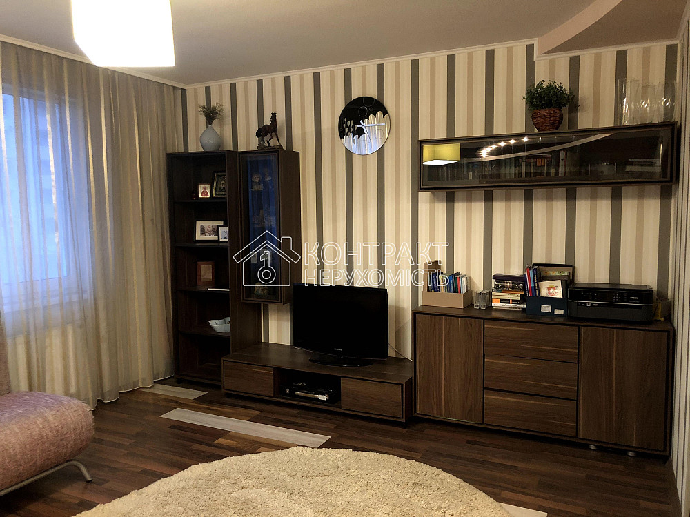 Продаж Квартира 1-кімнатна, 2/5 поверх на вул. Дружби народів Харьков - изображение 2