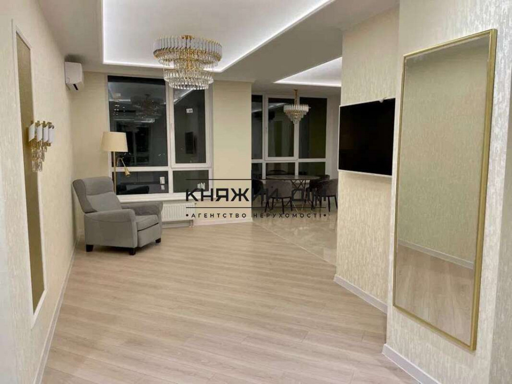 Велика та сучасна квартира ,код № 21144062 Київ - фото 1