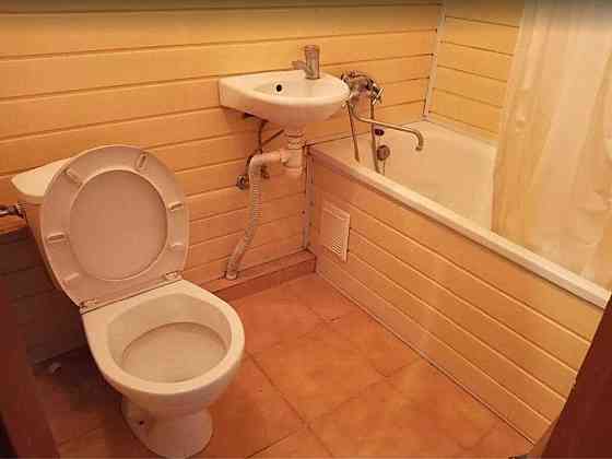 Продаж Квартира 2-кімнатна, 5/5 поверх на Червоноткацька, 27/2 Київ