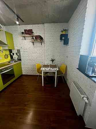 Оренда Квартира 1-кімнатна, 4/25 поверх на вул. Соломії Крушельницької, 15 Kiev