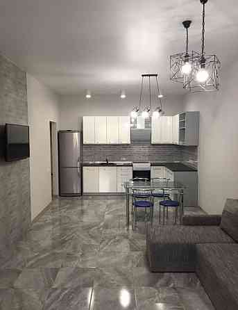 Продам красивую 2х комнатную квартиру на Макаренко с большой террасой Одесса