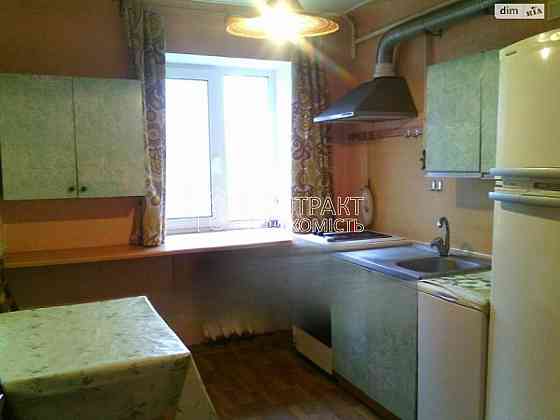 Продаж Квартира 4-кімнатна, 2/5 поверх на вул. Героїв Харкова Харків