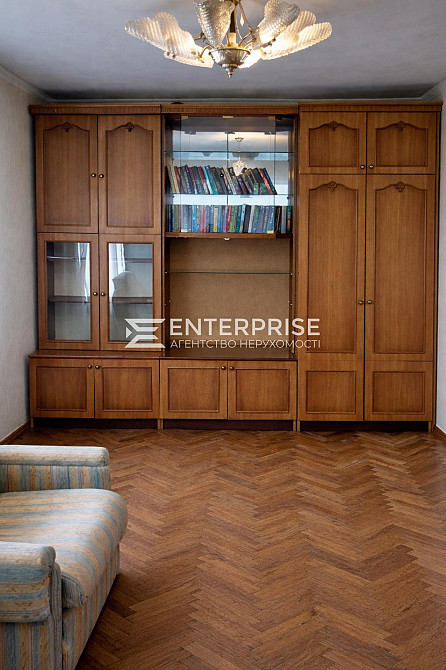 Продаж Квартира 1-кімнатна, 2/5 поверх на вул. Ольжича Київ - фото 2