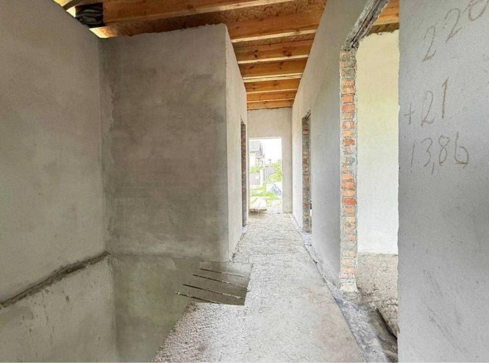 Продаж Будинок 4-кімнатний Запитов - изображение 4