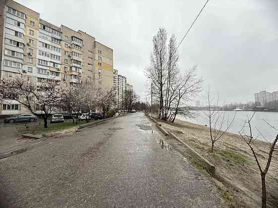 Продаж Квартира 2-кімнатна, 1/10 поверх на Драгоманова, 5 Київ