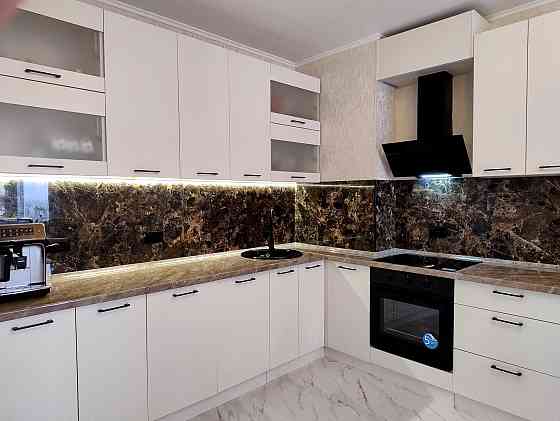 Продаж Квартира 2-кімнатна, 14/25 поверх на Коноплянська вул., д. 22-А Kiev