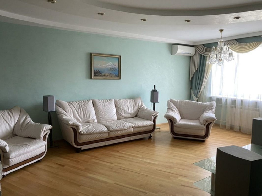 Оренда Квартира 3-кімнатна, 8/13 поверх на Харьковское шоссе, 58а Київ - фото 1