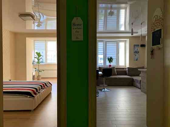 Оренда Квартира 2-кімнатна на Харьковское шоссе, 58Б Киев