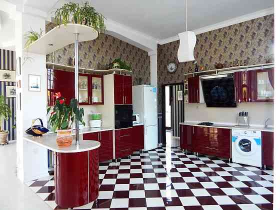 Продаж 2-поверховий Будинок з ділянкою 14 сот 480 кв.м   