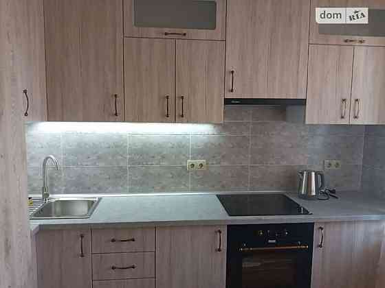 Оренда Квартира 1-кімнатна, 8/25 поверх на ул. Софии Русовой Київ