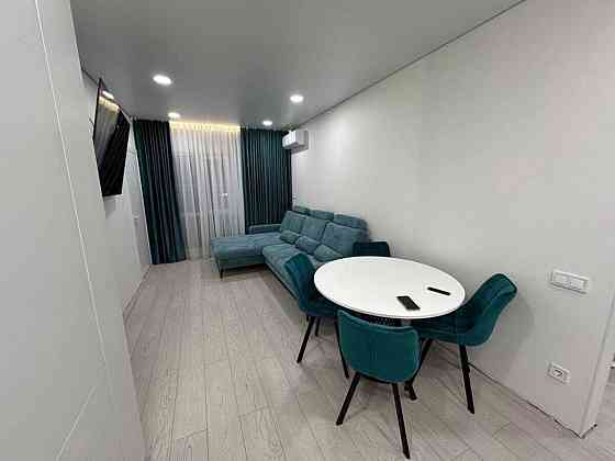 Продаж 3к Квартира 66 кв.м Михайла Максимовича вул. (Онуфрія Трутенка), 24в Kiev