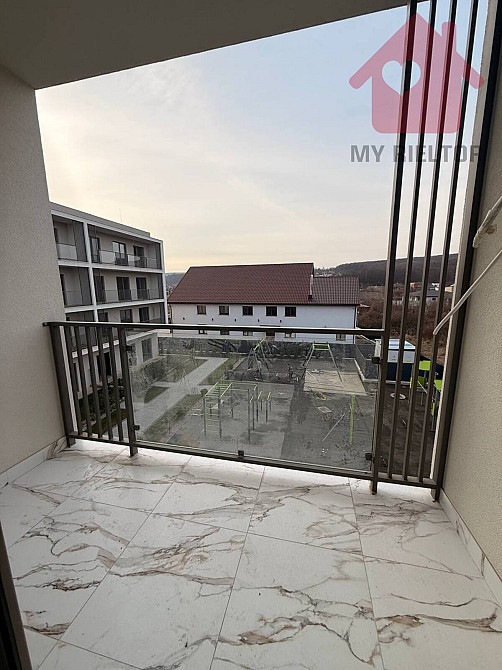 Продаж Квартира 2-кімнатна, 3/4 поверх на Головна  - фото 9