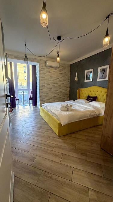 Продаж Квартира 3-кімнатна, 6/7 поверх на Велика Васильківська вул., д. 71 Киев - изображение 2