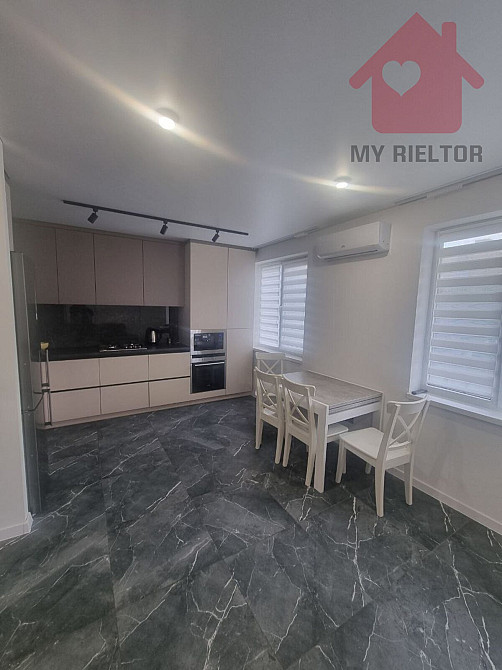 Оренда Квартира 2-кімнатна, 1/5 поверх на Легоцького Ужгород - фото 2