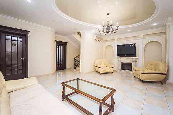 Продам роскошный дом на ул.Толбухина Одеса