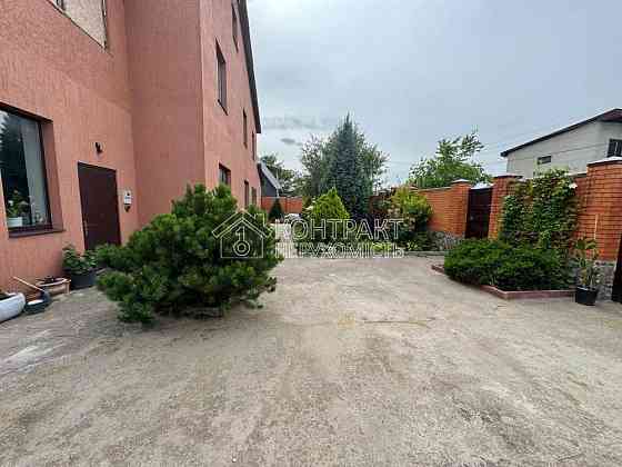 Продаж Будинок 5-кімнатний на вул. Скачкова Kharkiv