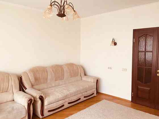 Оренда Квартира 2-кімнатна, 8/22 поверх на пр. Николая Бажана, 16 Київ