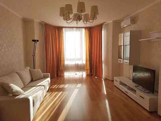 Оренда Квартира 2-кімнатна, 12/15 поверх на ул. Михаила Ломоносова Kiev