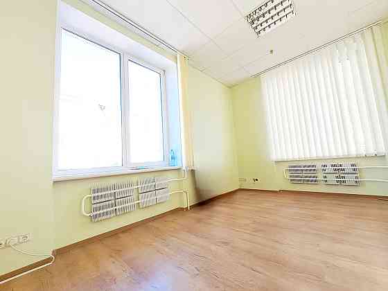 Оренда приміщення вільного призначення на вул. Крушельницької С. поверх - 3/5 Тернополь