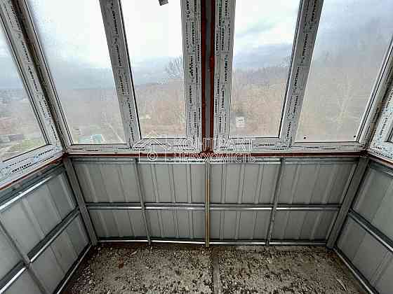 Продаж Квартира 3-кімнатна, 5/6 поверх на вул. Букова Kharkiv