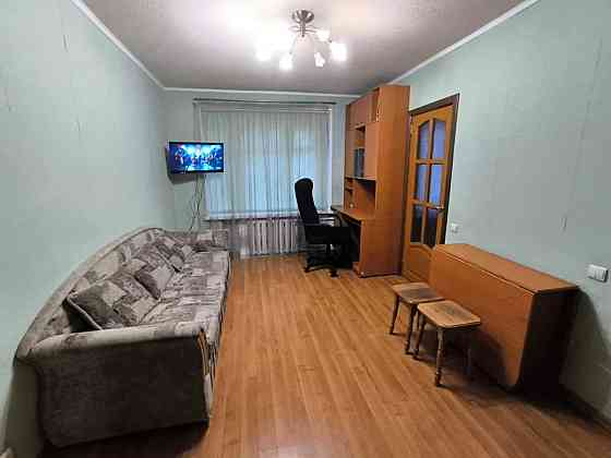 Оренда Квартира 1-кімнатна, 1/4 поверх на Тупікова, 16 Київ