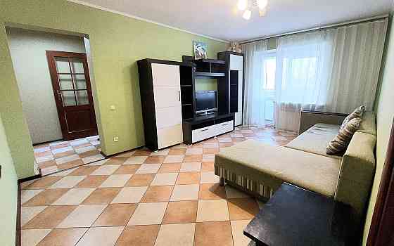 Оренда Квартира 3-кімнатна, 8/8 поверх на б-р Лесі Українки, 19 Київ