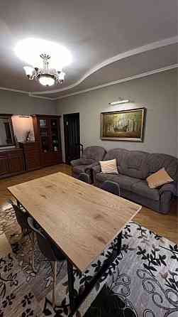 Оренда Квартира 2-кімнатна, 4/5 поверх на ул. Леонида Первомайского, 9а Киев