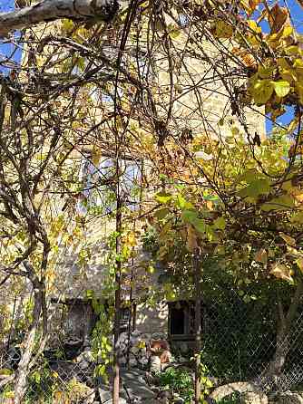 Продается участок с домом с ландшафтным дизайном на Таирова Odessa